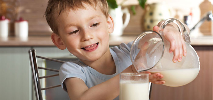 Worlds-Oldest-Myth-Milk-Is-Good-For-Your-Bones_ft